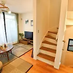 Three-Story Japanese-Style Villa In Shinjuku